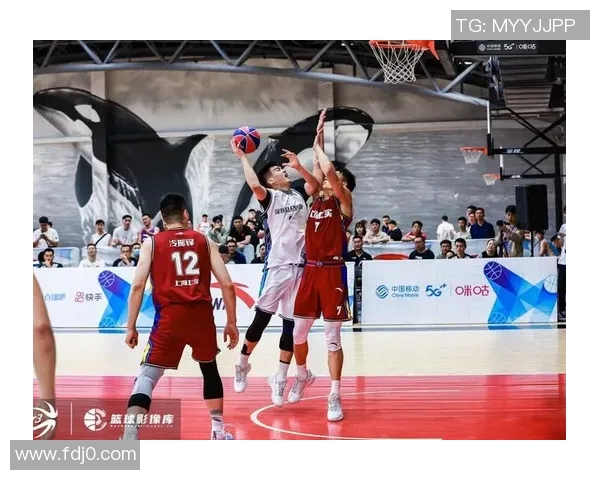 深圳篮球队以89分领跑精英赛积分榜展现强劲实力 深圳篮球队以89分领跑精英赛积分榜展现强劲实力